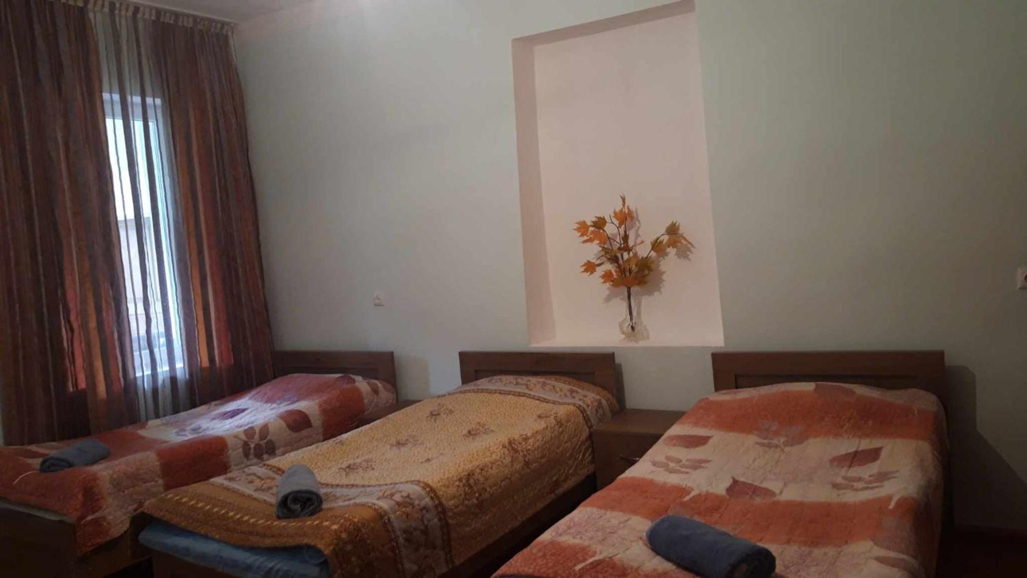 Jeiran Japaridze'S Guesthouse Mestia Exterior photo
