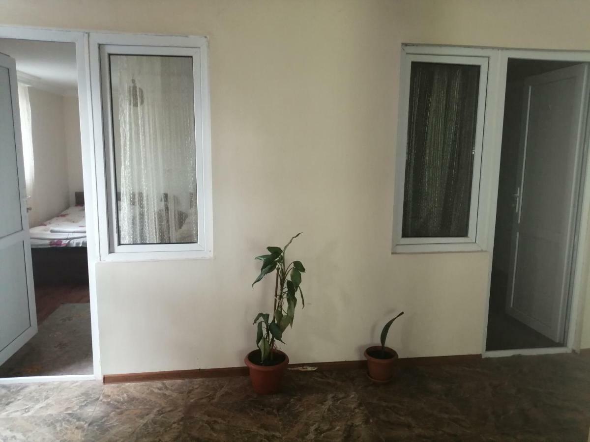 Jeiran Japaridze'S Guesthouse Mestia Exterior photo